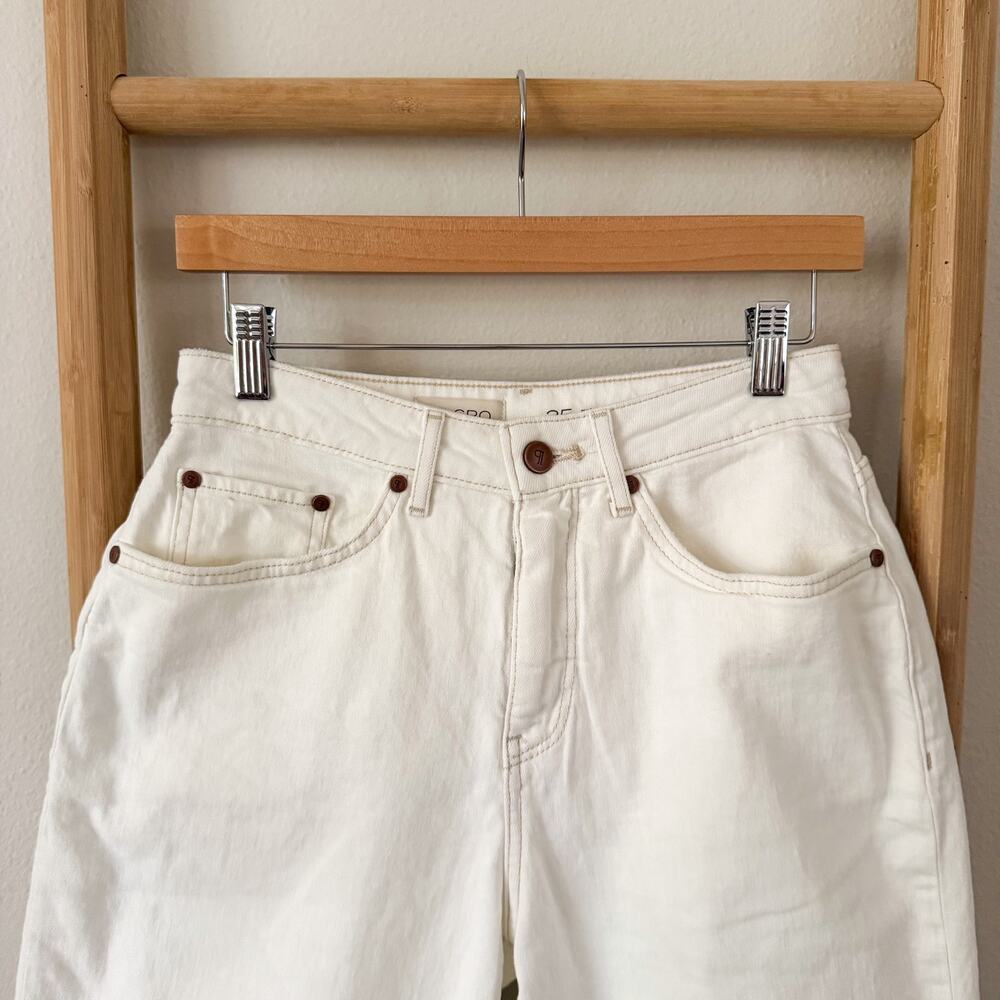 Anthropologie Pilcro Austyn High Rise Cuffed Bermuda Jean Shorts White Size 25 - Picture 3 of 10